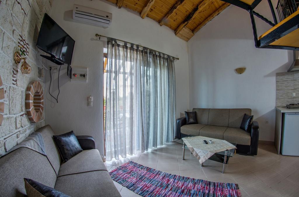 Theano Apartments Sarti Exterior photo